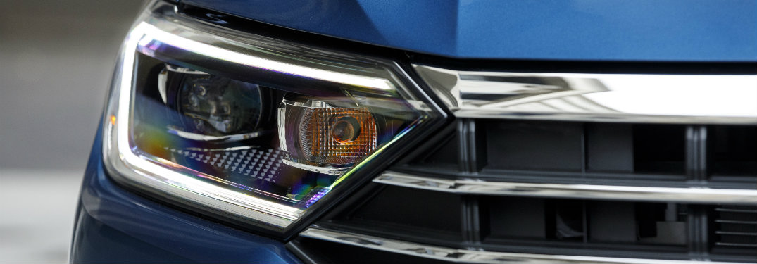 2019 Volkswagen Jetta headlight and part of the grille