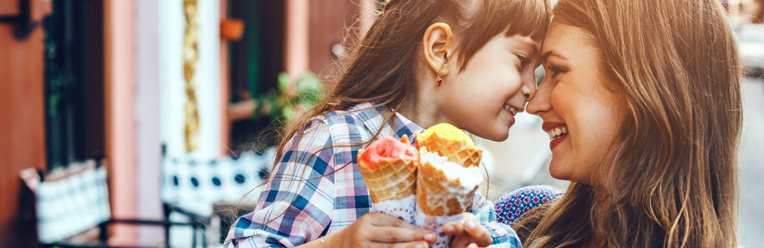 Mother and Daughter Eating Ice Cream_b