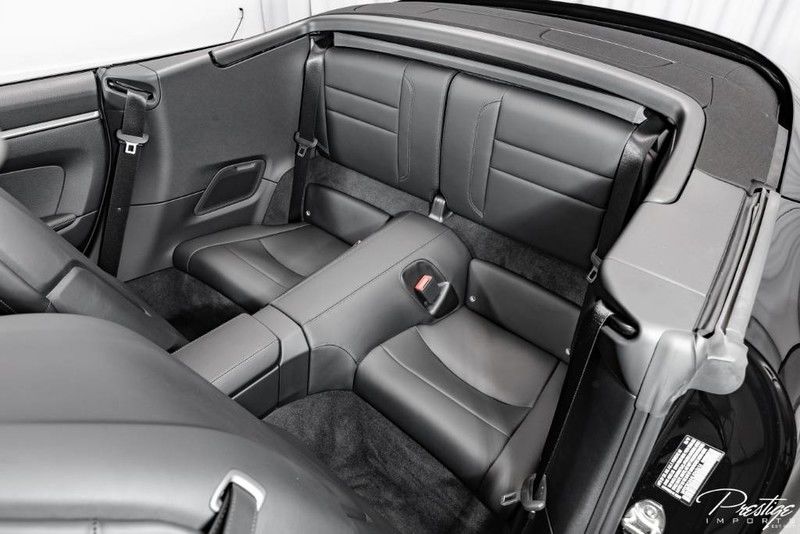 2020 Porsche 911 Carrera S Cabriolet Interior Cabin Rear Seating