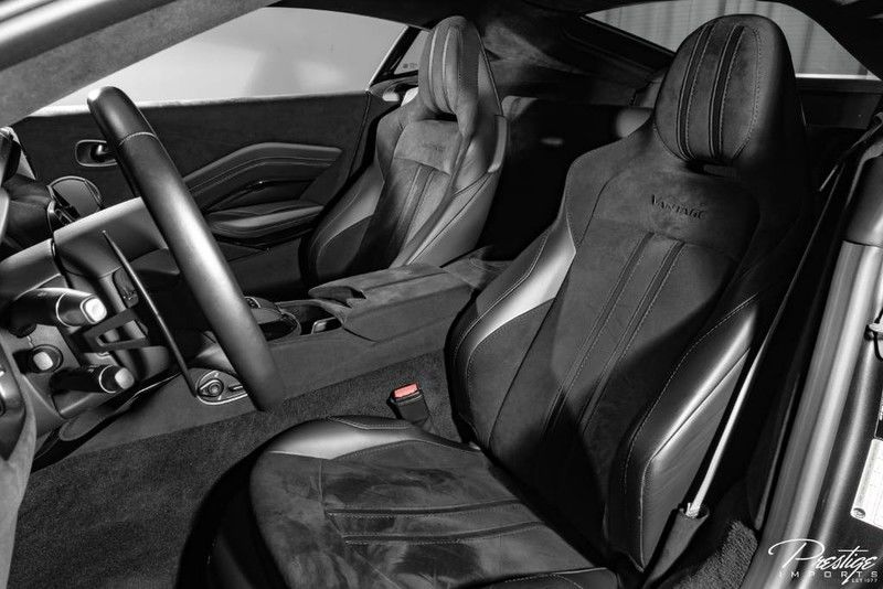 2019 Aston Martin Vantage Interior Cabin Seating