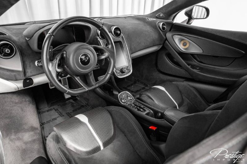 2017 McLaren 570GT Interior Cabin Dashboard