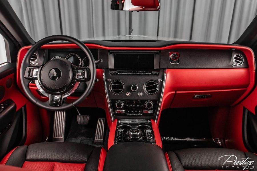 2019 Rolls-Royce Cullinan Interior Cabin Dashboard