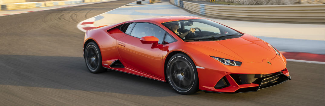 Lamborghini Huracan EVO Exterior Passenger Side Front Profile