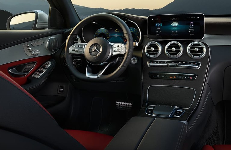 2021 Mercedes-Benz GLC dashboard