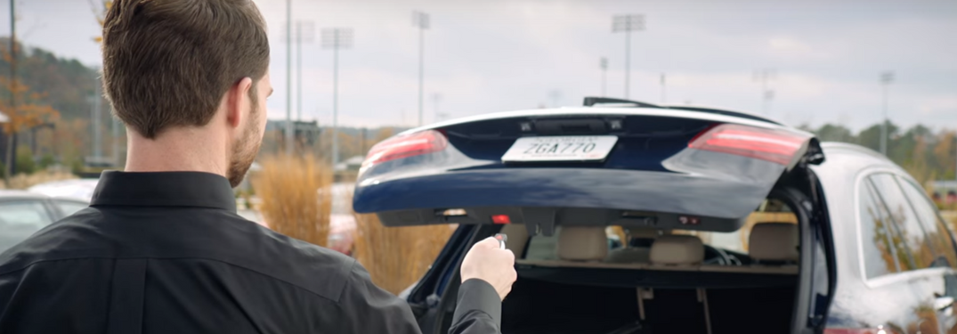 Man uses Mercedes-Benz Hands-Free Access