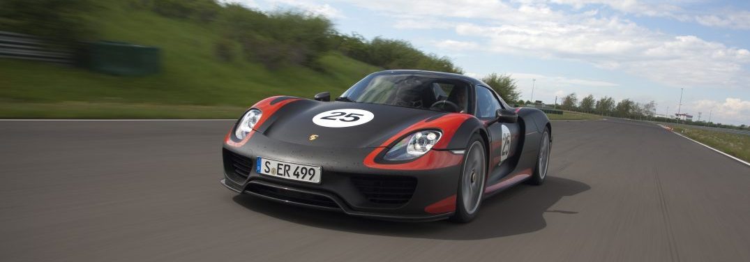 full view of the Porsche 918 Spyder