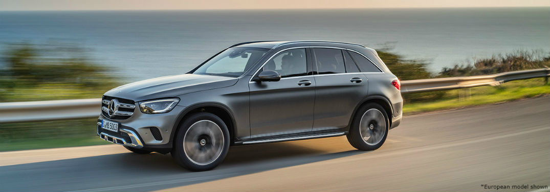 2020 MB GLC silver exterior front fascia driver side speeding on highway