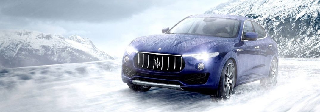 2018 Maserati Levante driving in the snow
