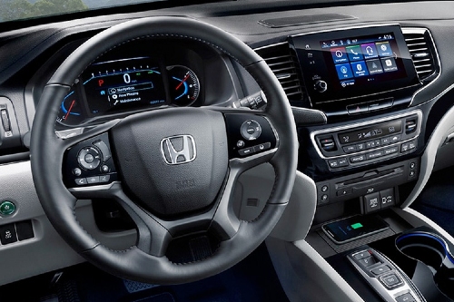 2020 Pilot cockpit showcase