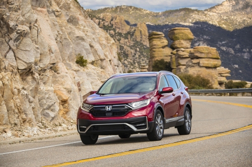 2021 CR-V driving on rocky road