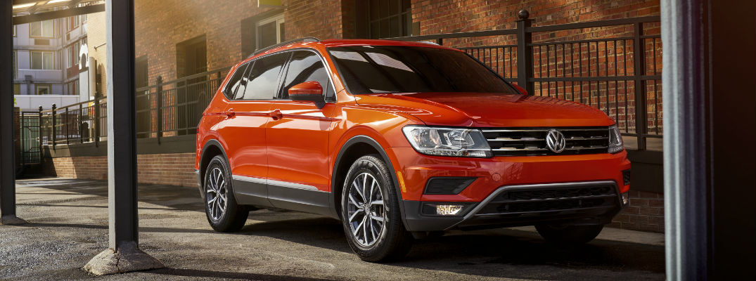 A front left quarter photo of the 2018 Volkswagen Tiguan.