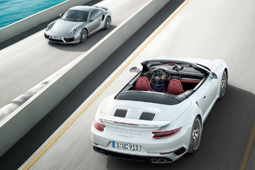 2018 911 models on highway