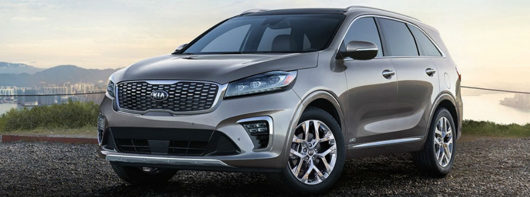 2019 Kia Sorento Front View of Gray Exterior