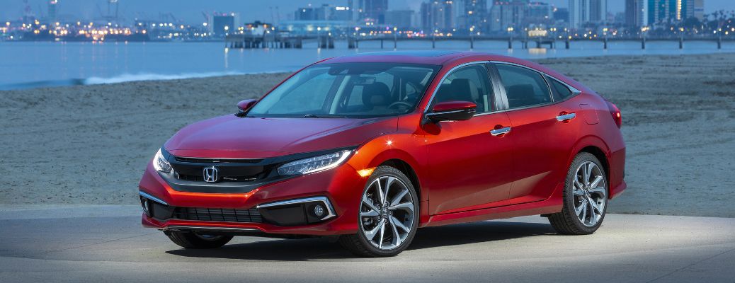 Standard and available exterior features on the 2019 Honda Civic