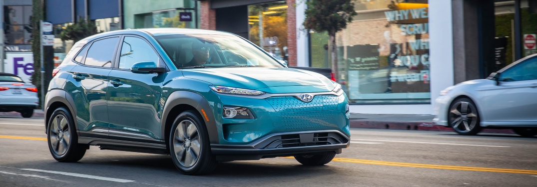2020 Hyundai Kona Electric going dong road