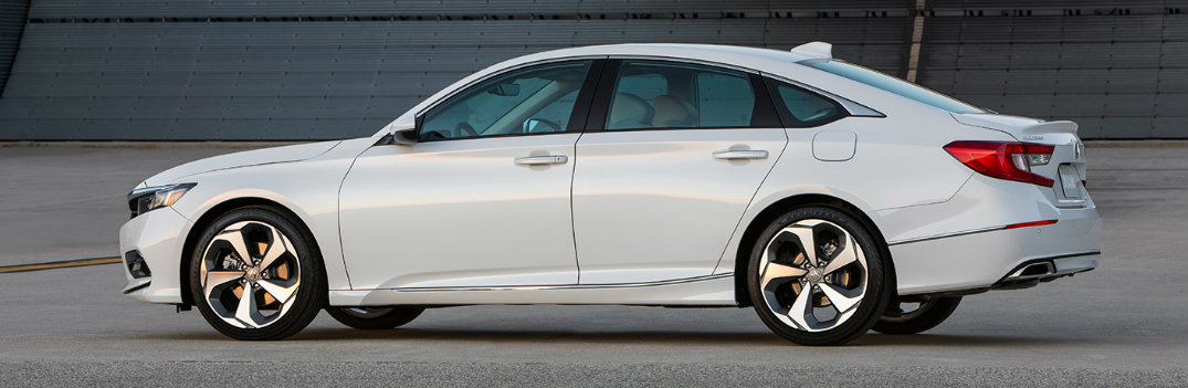 2018 Honda Accord Touring side exterior shot