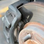 close-view-brake-rotor-pads_b