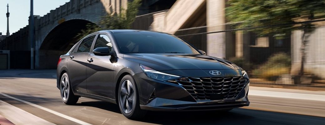 2022 Hyundai Elantra exterior front look