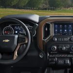 2020-Chevrolet-Silverado_B-4_o