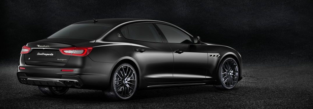 profil view of the 2018 Maserati Quattroporte Nerissimo Edition