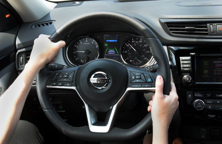nissan rogue steering wheel