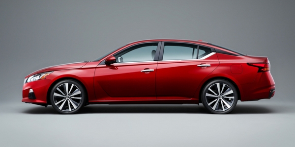 2019 Nissan Altima Side View of Red Exterior