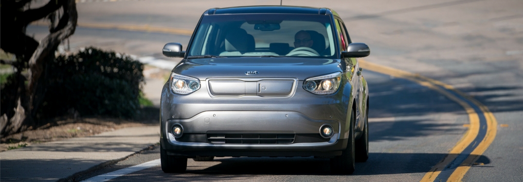 2018 kia soul ev front view while driving