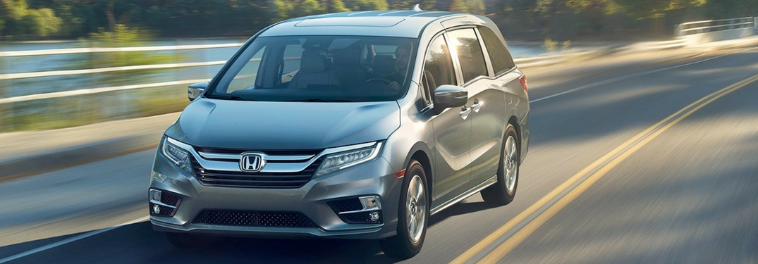 2018 honda odyssey touring driving