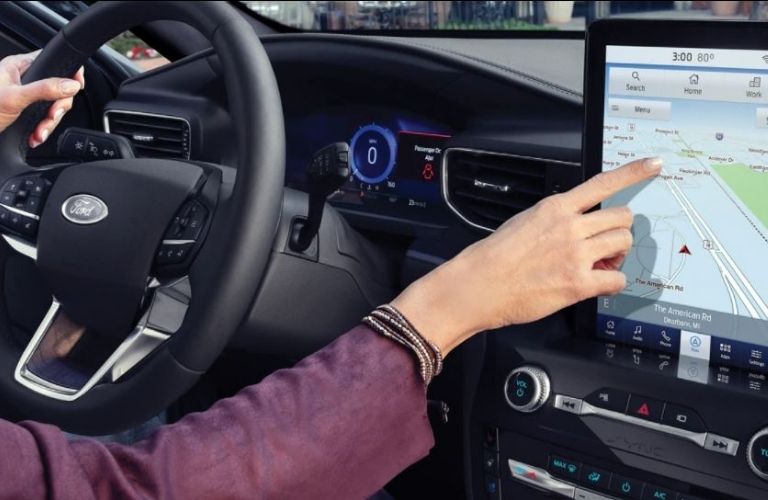 2021 Ford Explorer front screen view