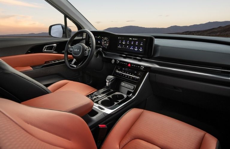 2022 Kia Carnival Front Interior and Dashboard