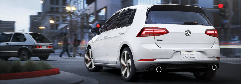 What kind of gas do 2018 VW models use?