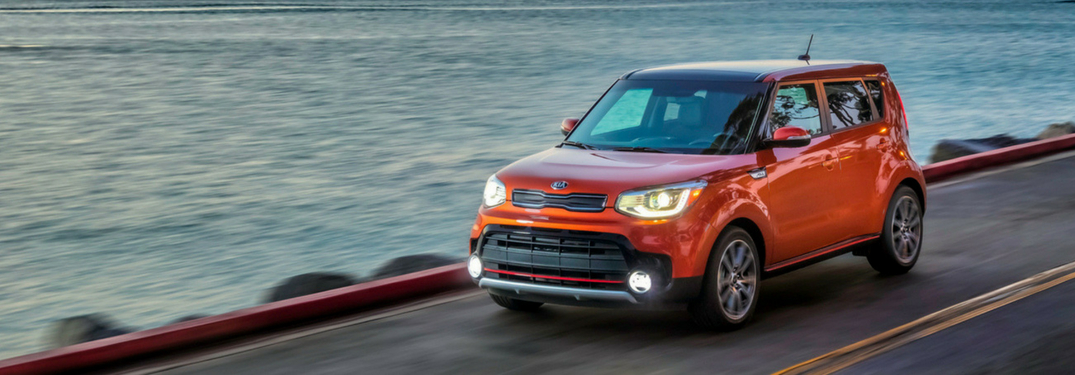 full view of 2018 kia soul driving