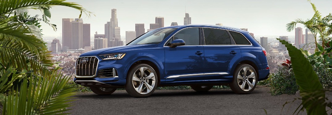 2020 Q7 parked on city overlook