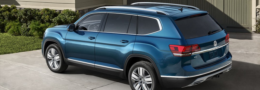 2019 Volkswagen Atlas parked in a driveway
