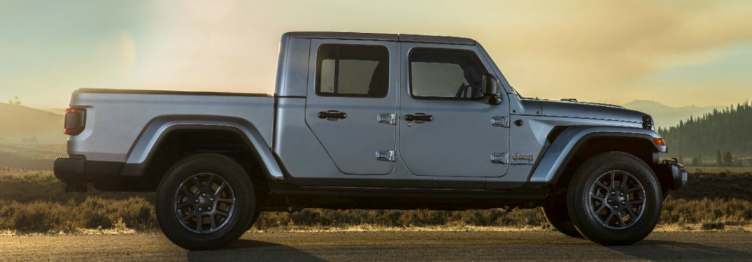 Side view of silver 2020 Jeep Gladiator